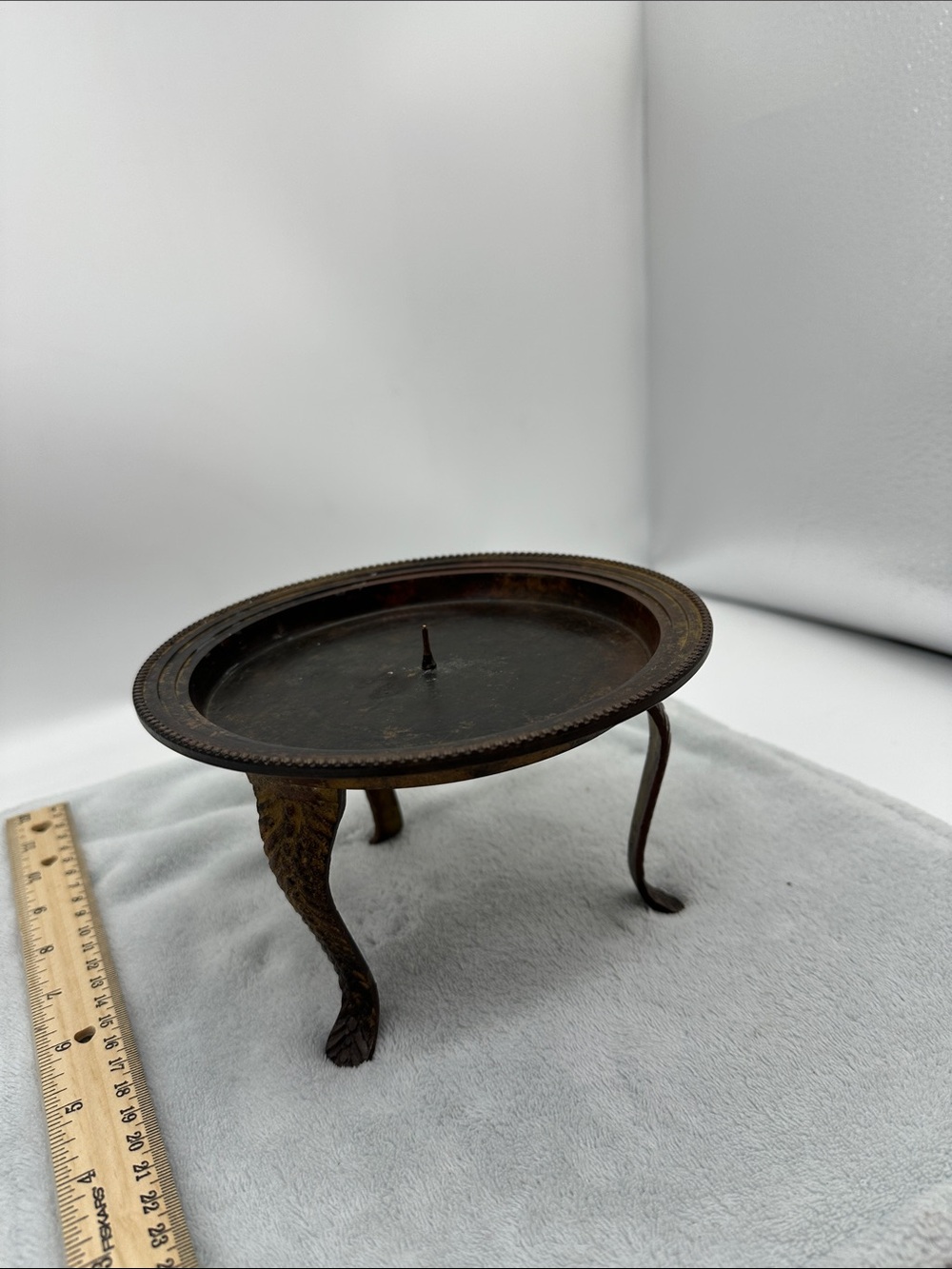 Vintage Pier 1 Italian Leaf Design on 3-Legs Iron Candle Holder in Aged Bronze